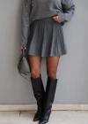 Gri Piliseli Mini Şort Etek