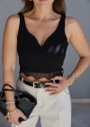 Siyah Dantel Detay Crop