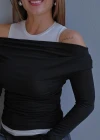 Siyah İçi Atletli Düşük Omuz Bluz