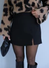 Siyah Minik Yırtmaç Detay Şort Etek