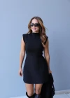 Siyah Triko Elbise