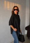 Siyah Yırtmaçlı Basic Tshirt