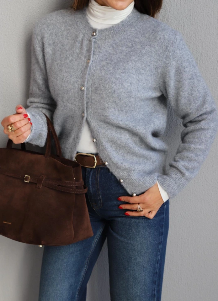 Gri Gümüş Düğme Detay Hırka