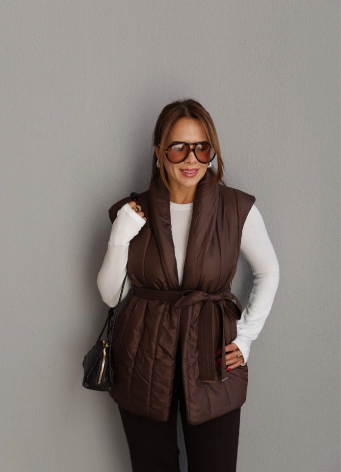 Kahverengi Kuşaklı Yelek