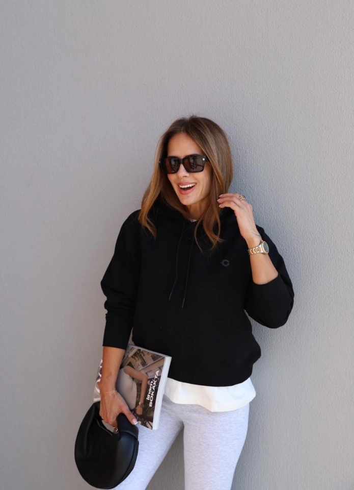 Siyah Kapüşonlu Sweat
