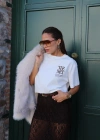 Ekru Yazı Nakış Detay Tshirt