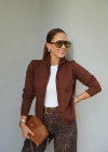 Kahverengi Dik Yaka Hırka