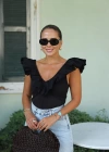 Siyah V Yaka Volanlı Bluz