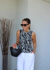 Siyah Zebra Desen Sırt Dekolteli Bluz