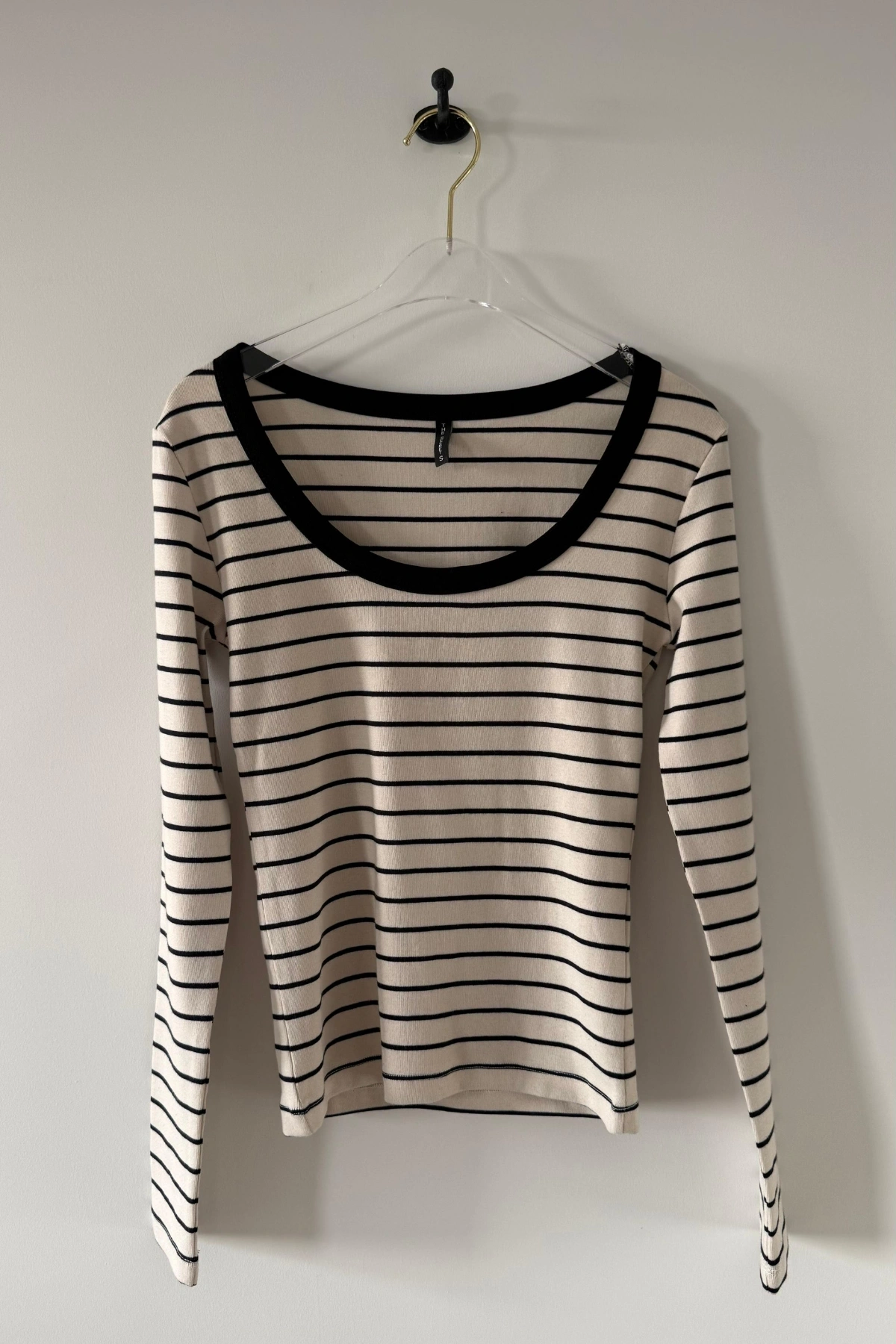 Ekru Çizgili Basic Body