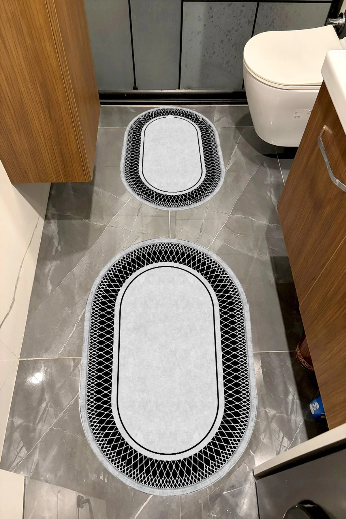 Su Emici Yumuşak Kaymaz Taban Sünger Dolgulu Yıkanabilir Dekoratif Banyo Paspası Takımı 1169GRİOVAL