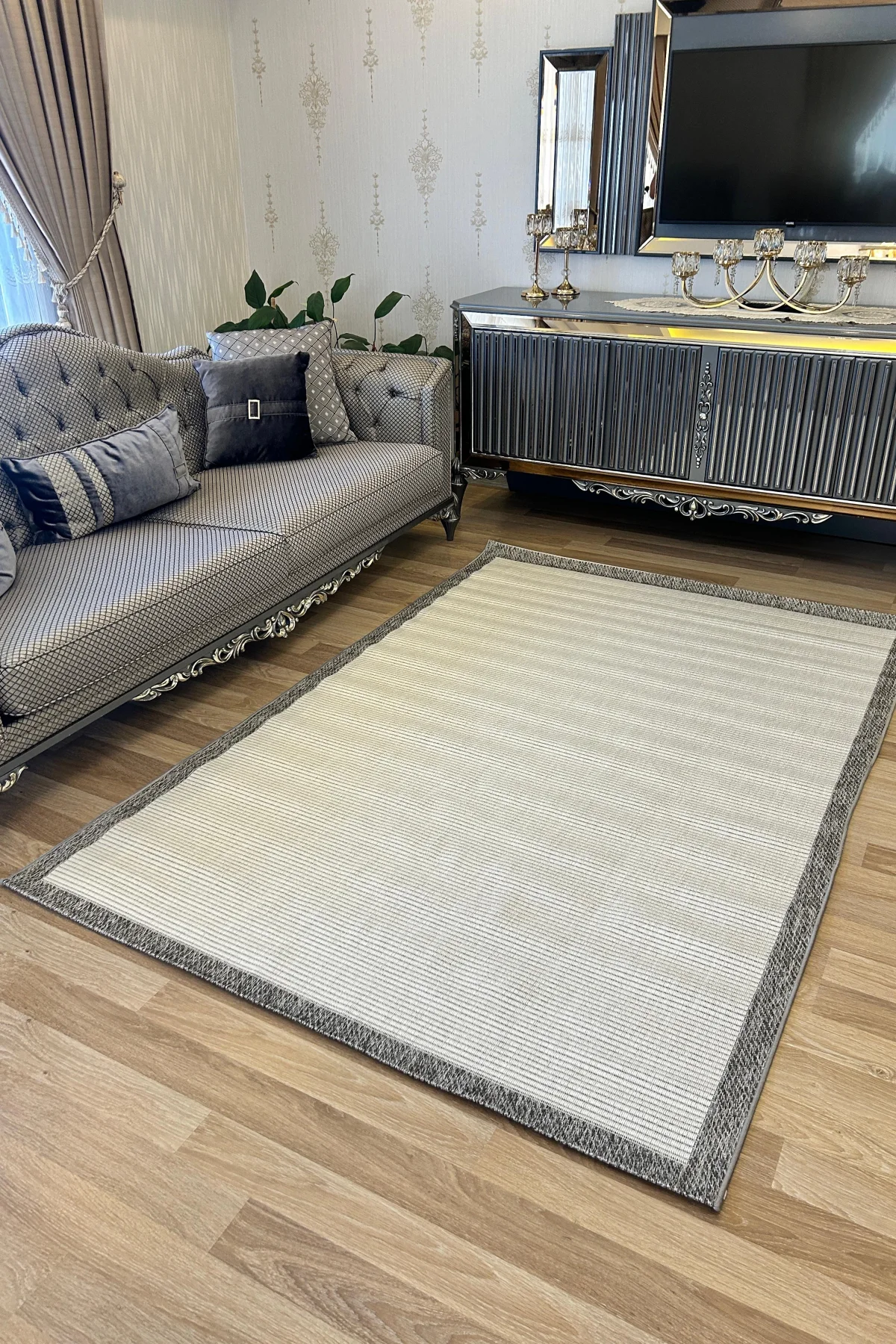 Sisal Düz Çizgili Halı – Modern Çerçeve Desenli, Kaymaz Taban, 4 Renk Seçeneği