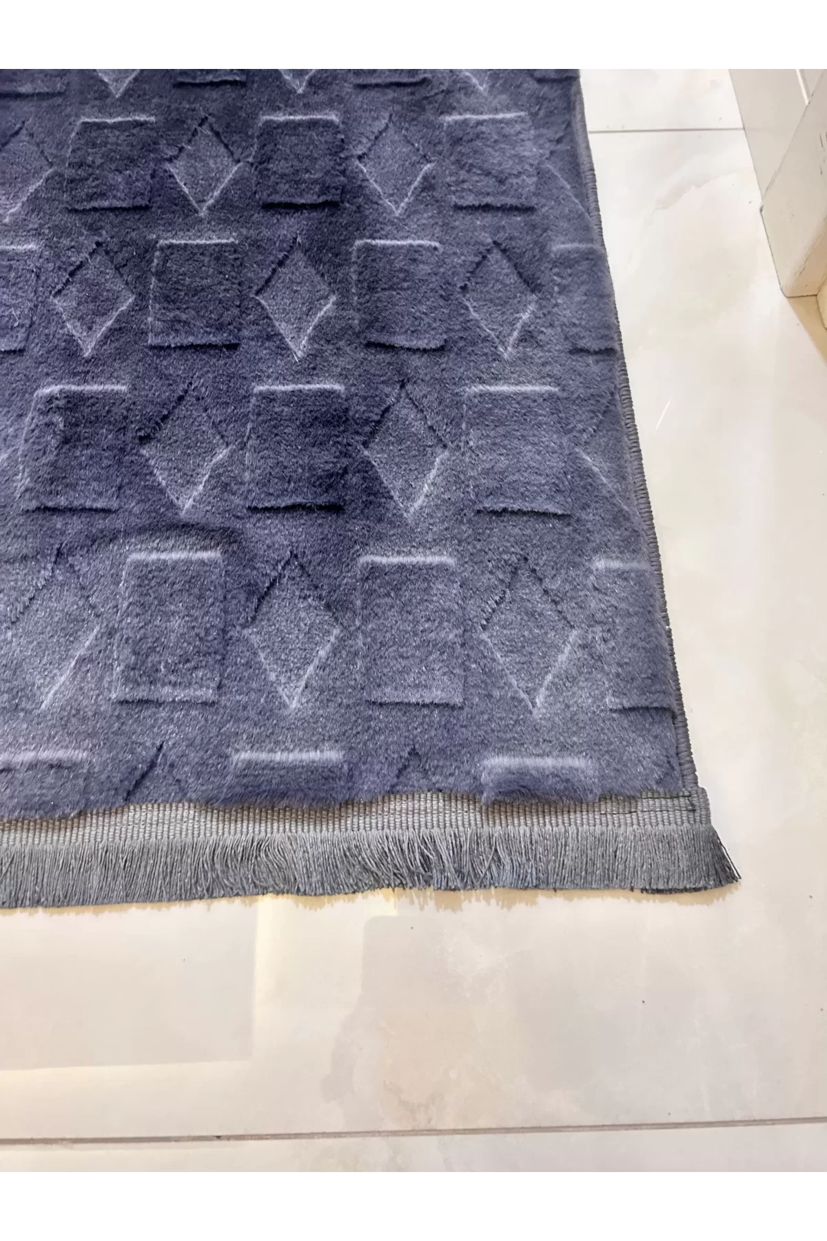 Diamond Monel Halı – Modern Dokulu Püsküllü Halı | 5 Renk Seçeneği