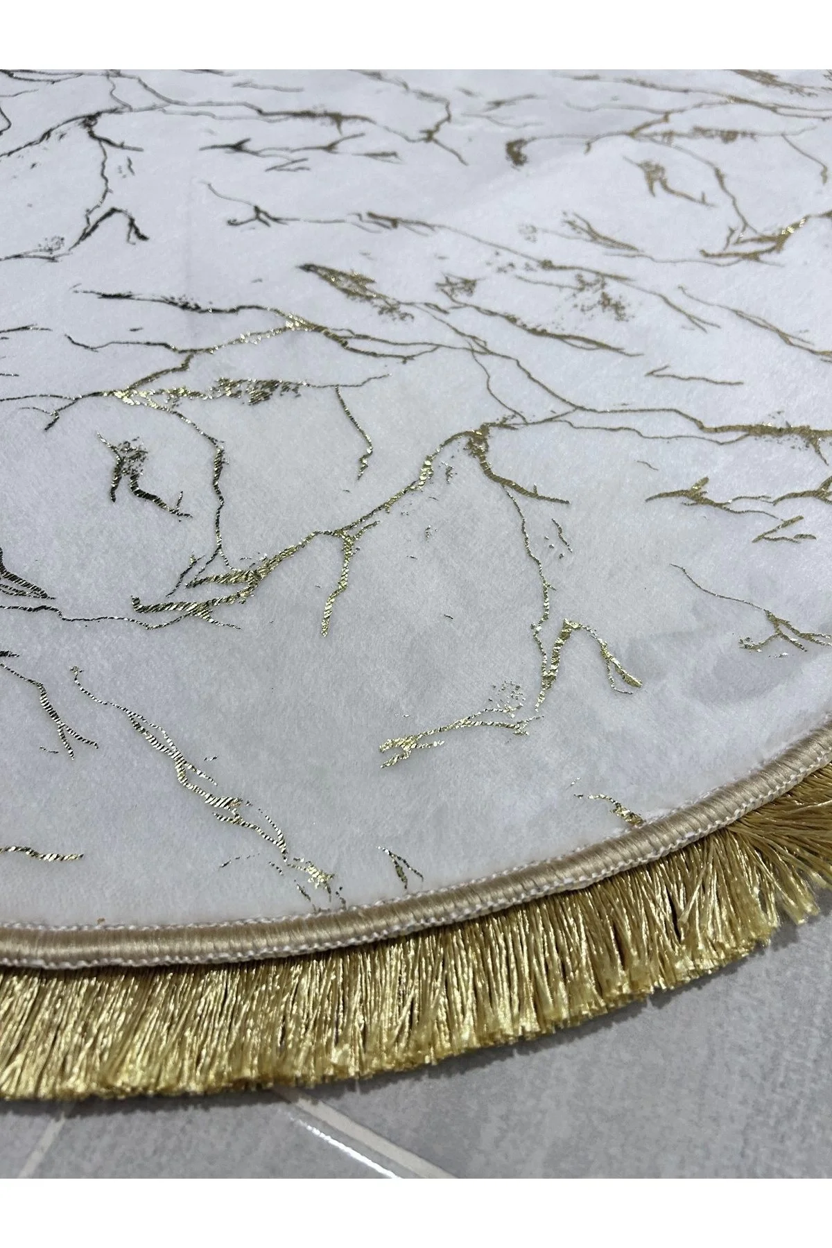 Simli Bambu Kaymaz Deri Taban 2li Set Klozet Beyaz Gold Spor Saçak Banyo Paspas Takımı