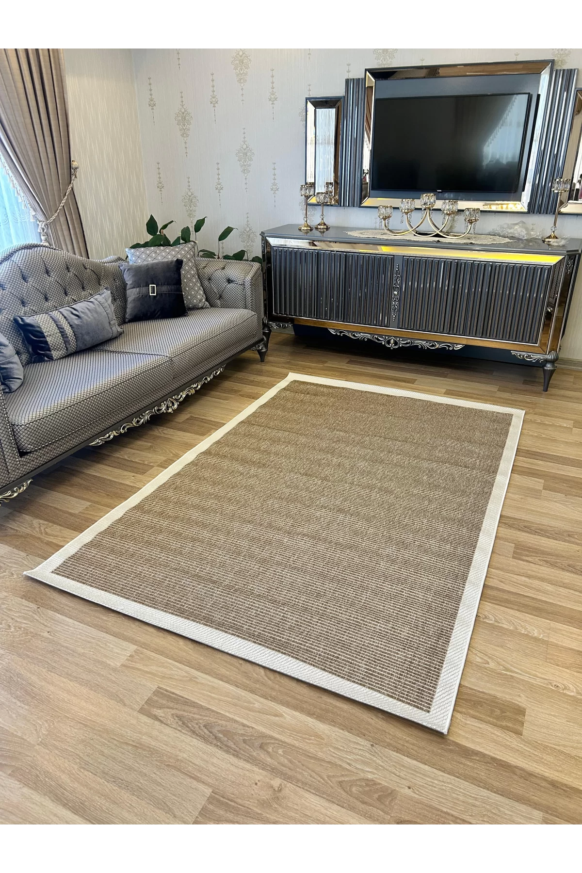 Sisal Düz Çizgili Halı – Modern Çerçeve Desenli, Kaymaz Taban, 4 Renk Seçeneği