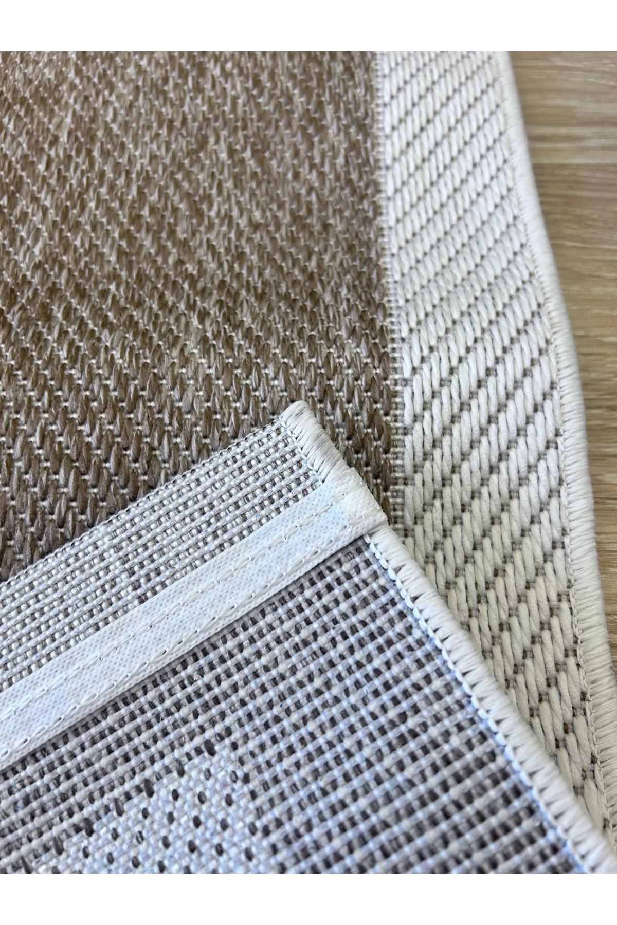 Sisal Çapraz Desenli Halı – Sade ve Şık Tasarım, Kaymaz Taban, 4 Renk Seçeneği