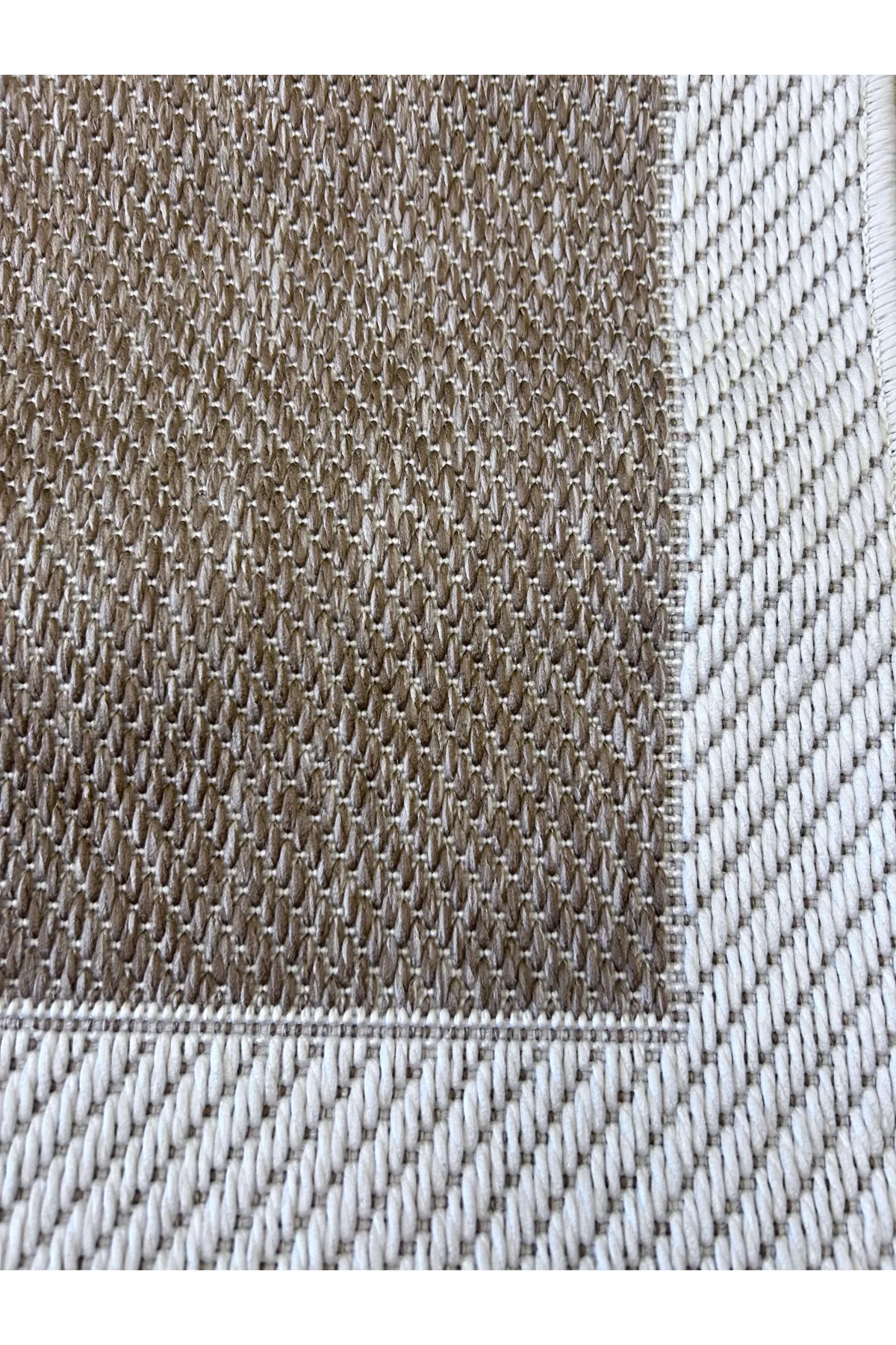 Sisal Çapraz Desenli Halı – Sade ve Şık Tasarım, Kaymaz Taban, 4 Renk Seçeneği