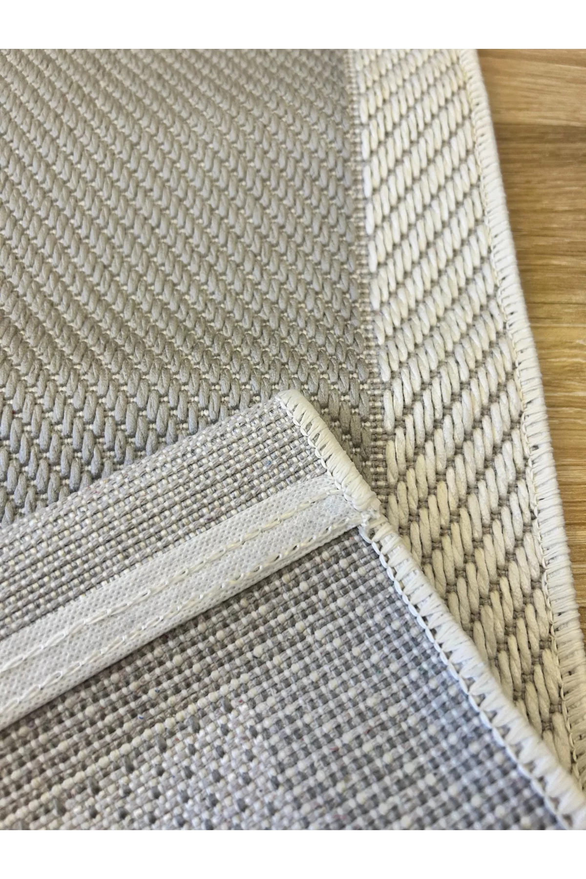 Sisal Çapraz Desenli Halı – Sade ve Şık Tasarım, Kaymaz Taban, 4 Renk Seçeneği