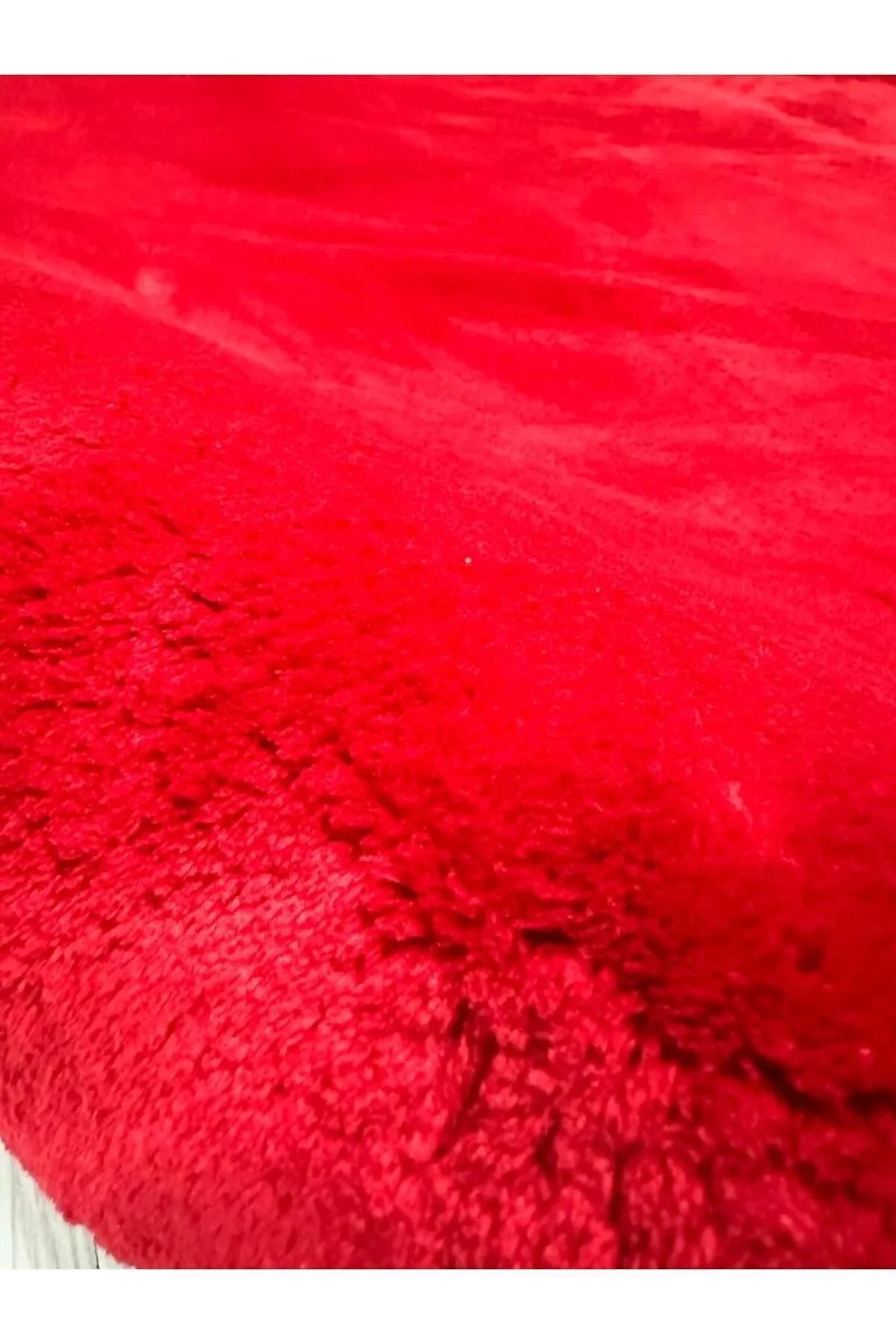 Peluş Puffy Yıkanabilir Kaymaz Oturma Odası Salon Mutfak Antre Çocuk Odası Halısı Kırmızı Puffy