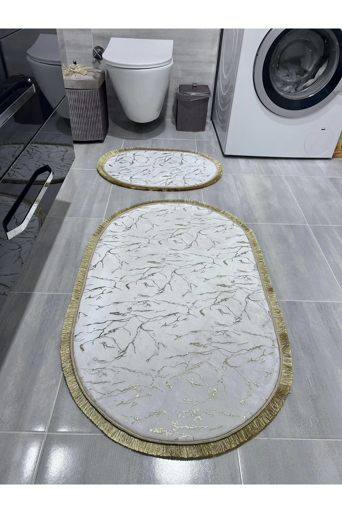 Simli Bambu Kaymaz Deri Taban 2li Set Klozet Beyaz Gold Spor Saçak Banyo Paspas Takımı