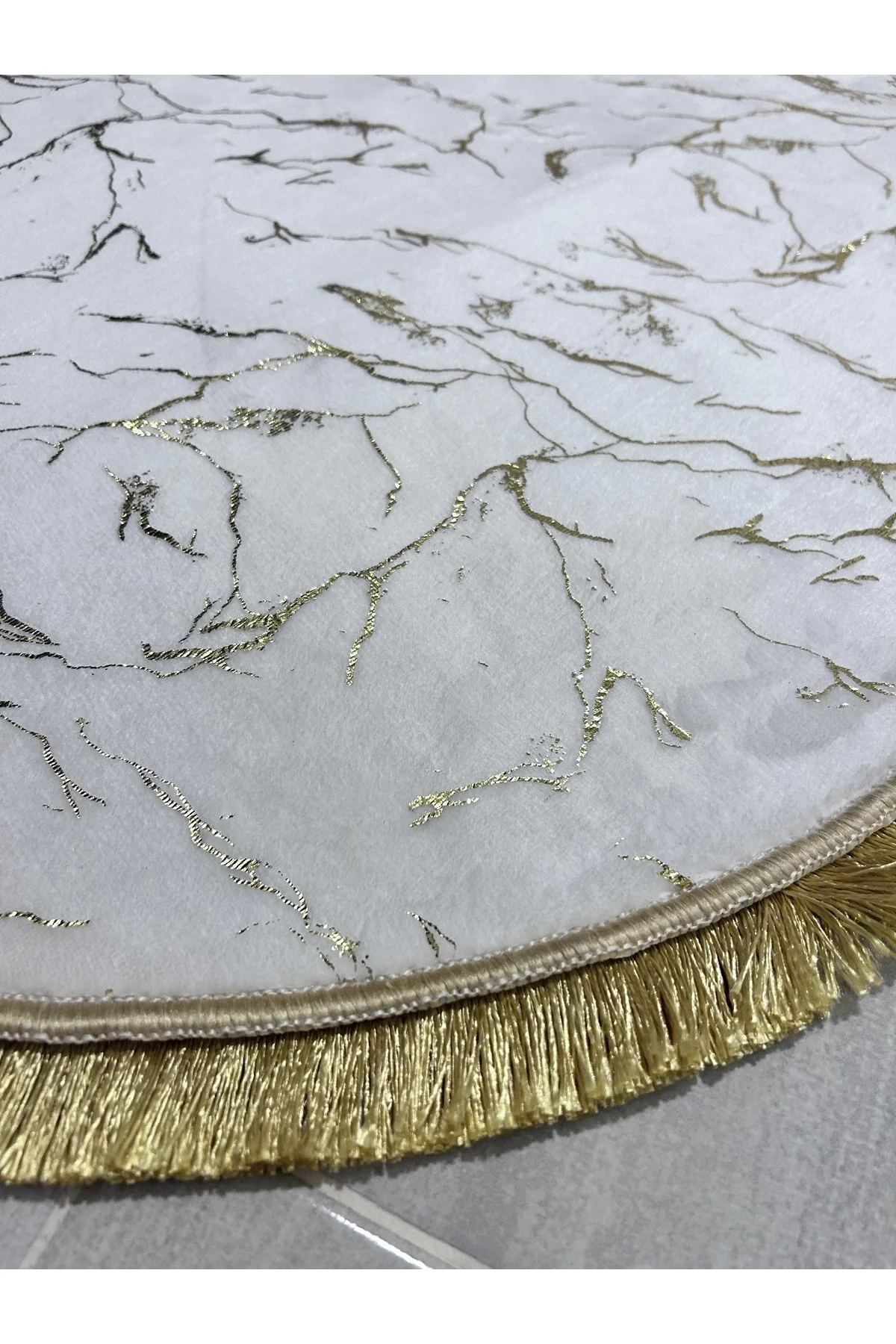 Simli Bambu Kaymaz Deri Taban 2li Set Klozet Beyaz Gold Spor Saçak Banyo Paspas Takımı