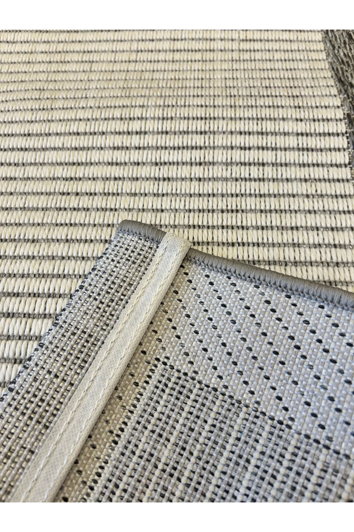 Sisal Düz Çizgili Halı – Modern Çerçeve Desenli, Kaymaz Taban, 4 Renk Seçeneği