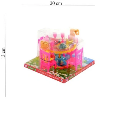 EMEL İN 2 LİARKADAŞ MASASI