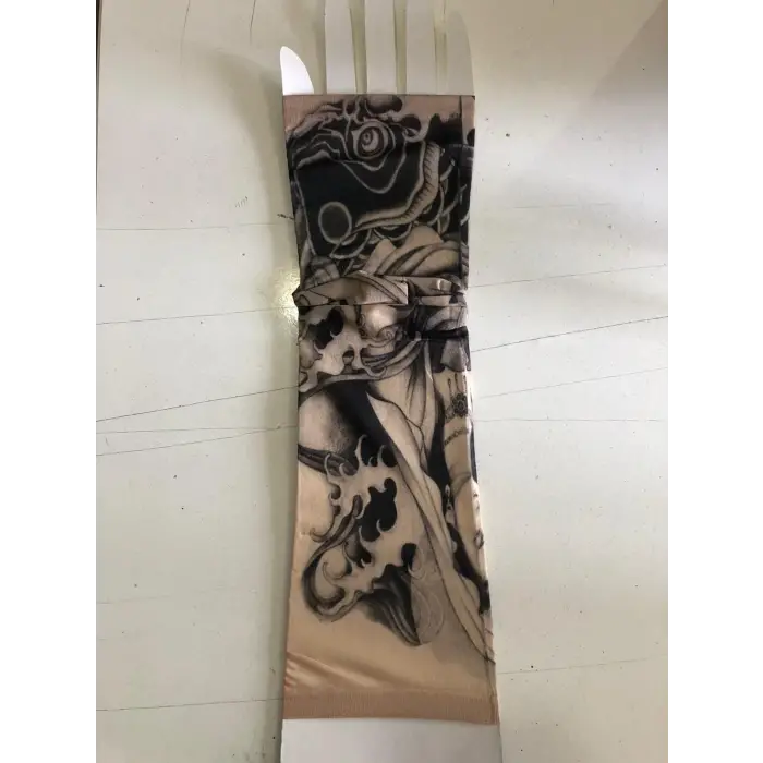 Giyilebilir Çorap Dövme Zar Dövmesi Çift Kol