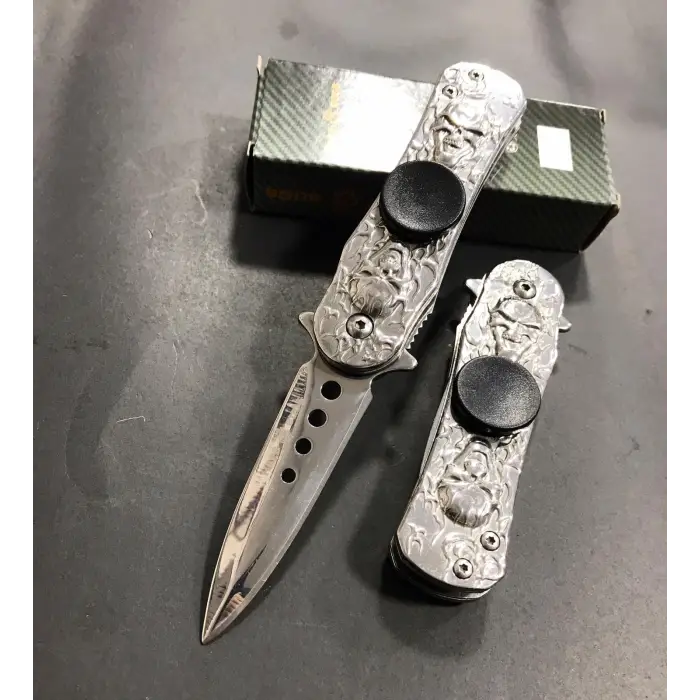 Kuru Kafa Desenli Stres Çarkı ve Çakı