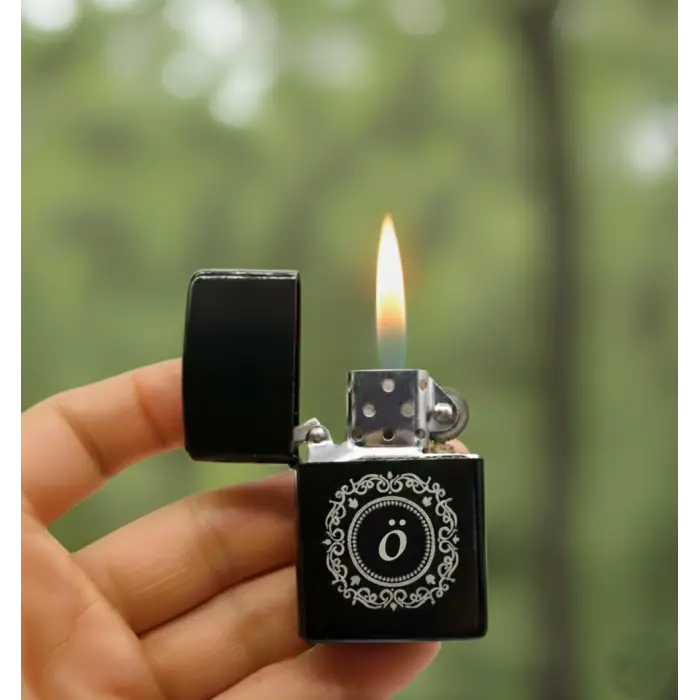 Ö Harfli Kişiye Özel Harf Baskılı Benzinli Çakmak