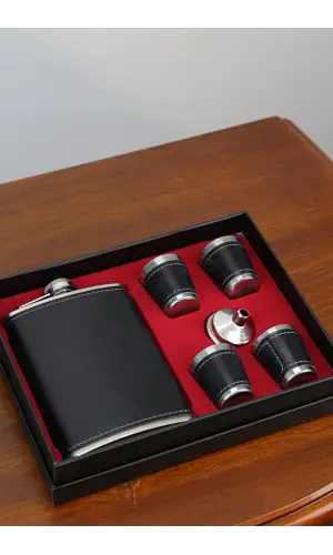 Paslanmaz Çelik 4 Bardaklı Derili Matara Seti