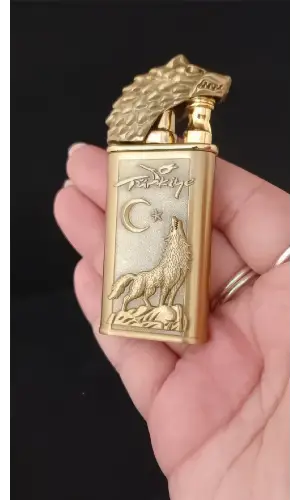 Gold Kaplama Kurt Figürlü Türkiye Temalı Jet Alevli Çakmak