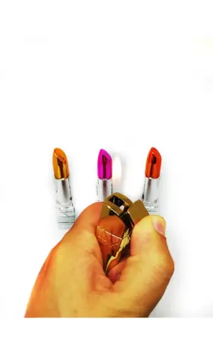 AlsepeteAvm Kişiye Özel Özel Kaplama Ruj Model Çakmak, Ruj Görünümlü Gazlı Çakmak