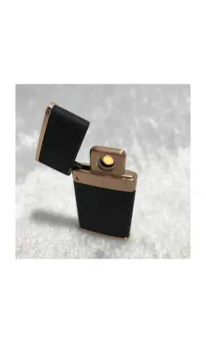 AlsepeteAvm Şarjlı Çakmak Sallayınca Yanan Model