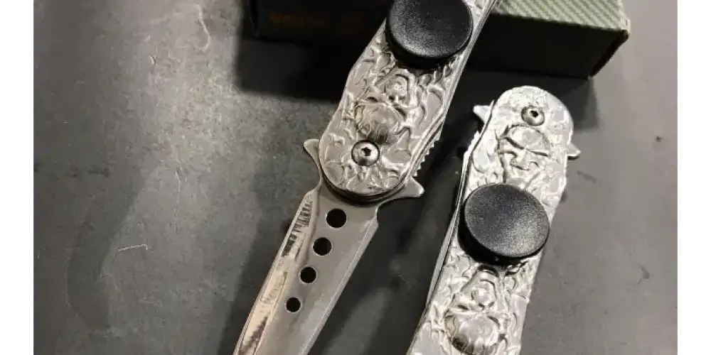 Kuru Kafa Desenli Stres Çarkı Çakı: İki Ürün Tek Aksesuar!