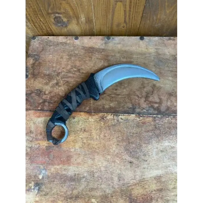 Gökkuşağı Renk Karambit Koleksiyonluk