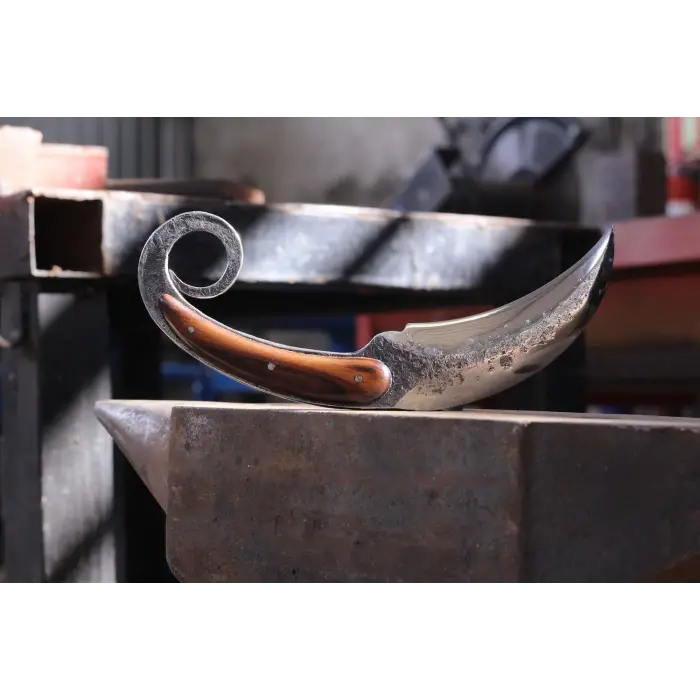 Ay Yıldız Temalı Sabit Bıçak Karambit