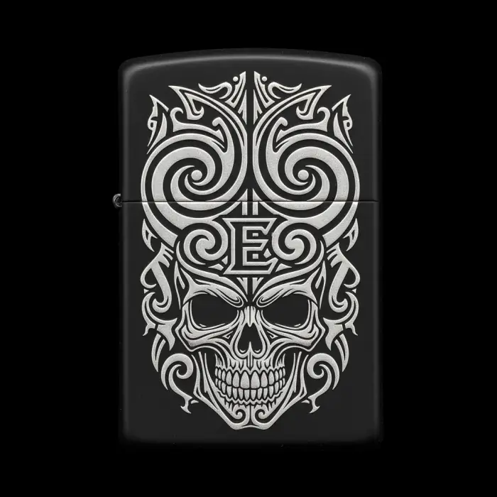 Benzinli Çakmak Kuru Kafa Figürlü E Harfli Tasarım - V15