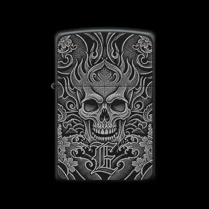 Benzinli Çakmak Kuru Kafa Figürlü E Harfli Tasarım - V27