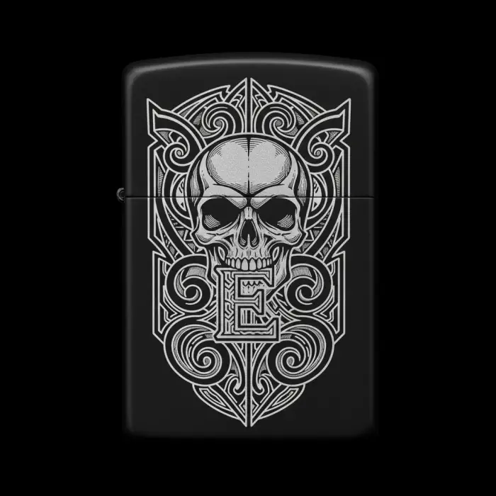 Benzinli Çakmak Kuru Kafa Figürlü E Harfli Tasarım - V56