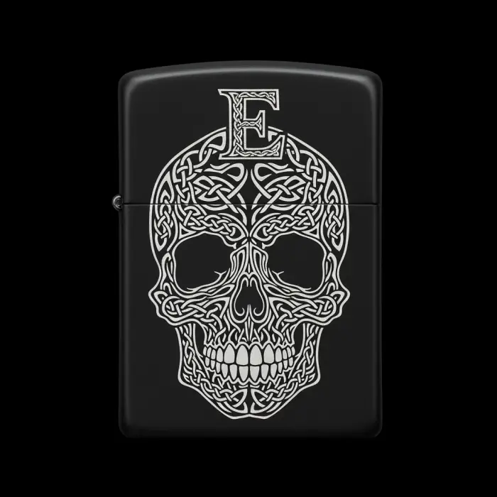 Benzinli Çakmak Kuru Kafa Figürlü E Harfli Tasarım - V57