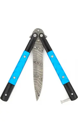 2025 Trend: Kare Desenli Kelebek Bıçak – Geometrik Stil