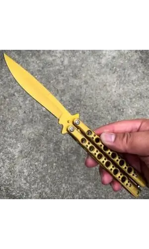 Benchmade Kuru Kafa Desenli Kelebek Çakı – Kamp Setiyle Birlikte