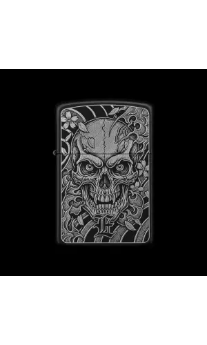 Benzinli Çakmak Kuru Kafa Figürlü E Harfli Tasarım - V14