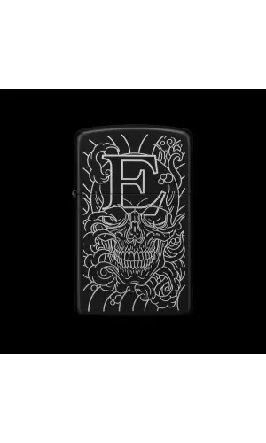 Benzinli Çakmak Kuru Kafa Figürlü E Harfli Tasarım - V36