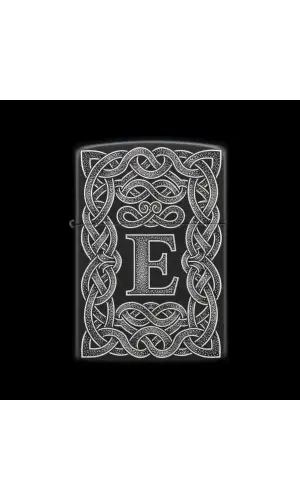 Benzinli Çakmak Kuru Kafa Figürlü E Harfli Tasarım - V4