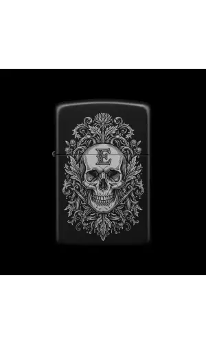 Benzinli Çakmak Kuru Kafa Figürlü E Harfli Tasarım - V83