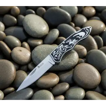 Knivox Columbia Company F-815 Geyik İşlemeli Manuel Kamp Çakısı