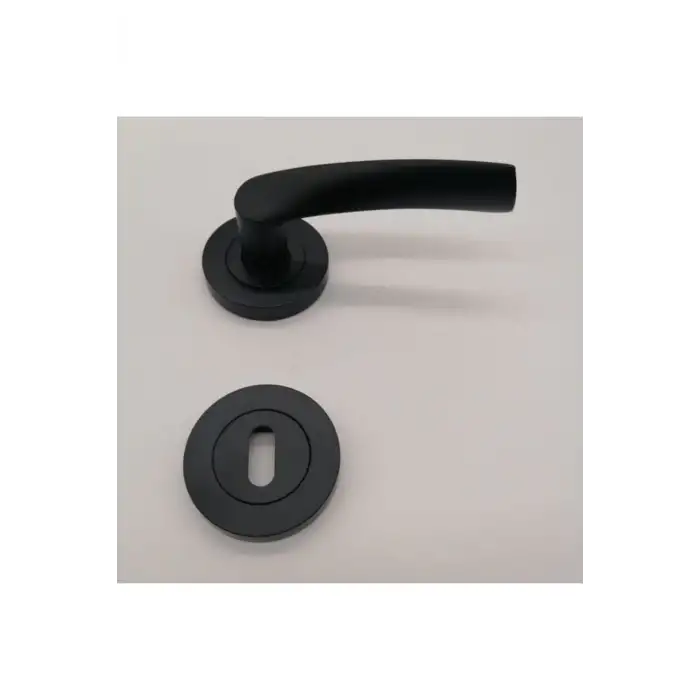 BURAK ROZETLİ SİYAH ODA