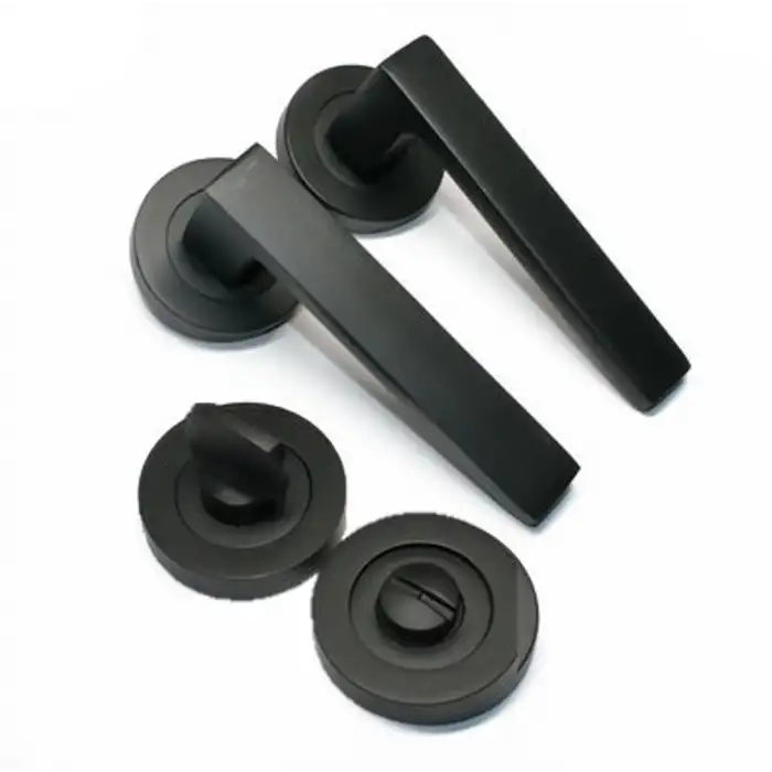 MERCAN ROZETLİ SİYAH WC